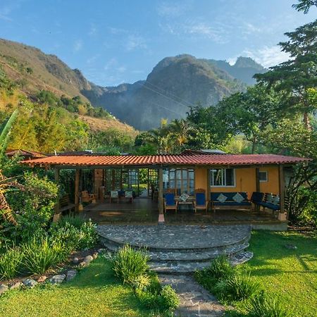 Lake Front Retreat Santa Cruz La Laguna Eksteriør bilde