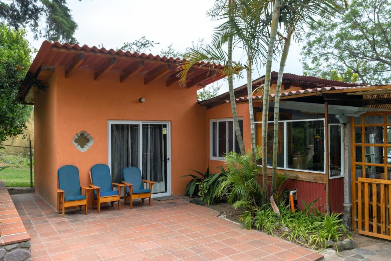 Lake Front Retreat Santa Cruz La Laguna Eksteriør bilde