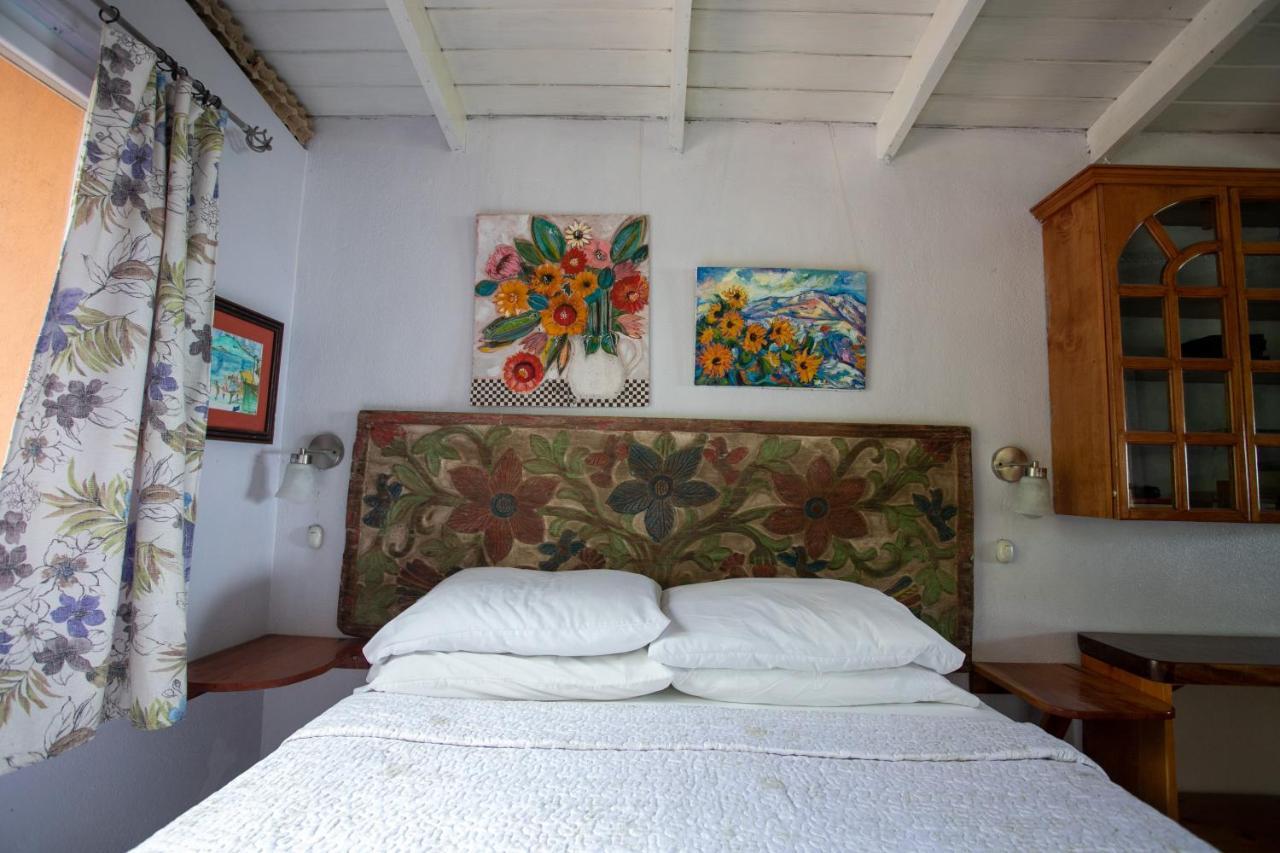 Lake Front Retreat Santa Cruz La Laguna Eksteriør bilde